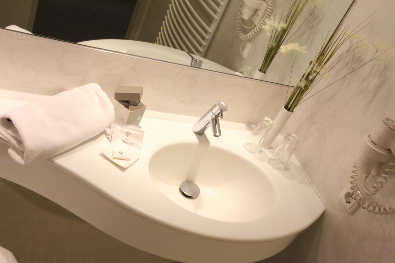 Hotel Alhartinger Hof 3*